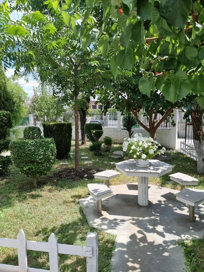 Guest House Vila Elezi Durrës Albania