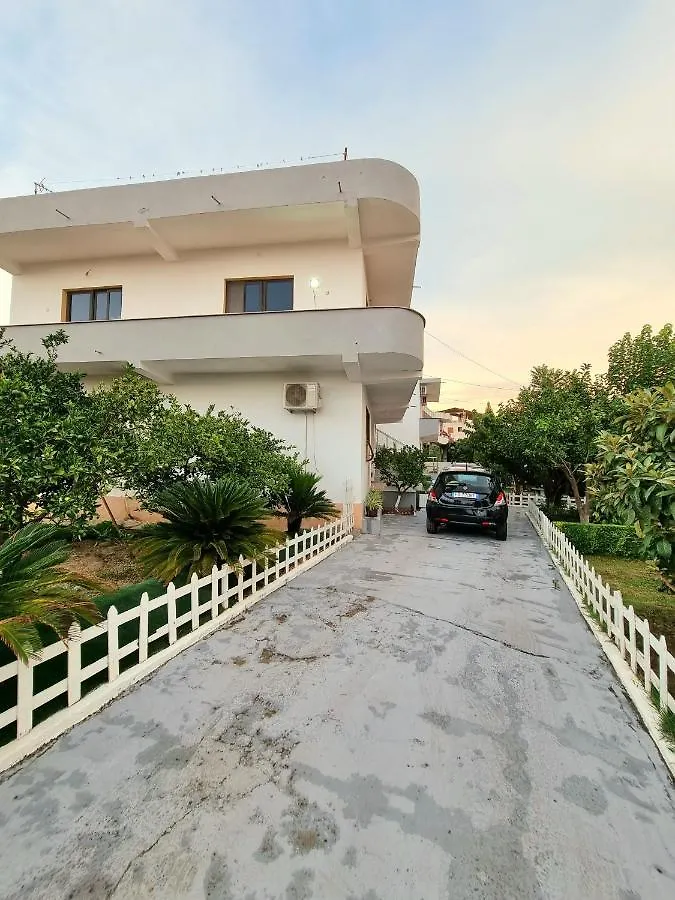 Guest House Vila Elezi Durrës Albania