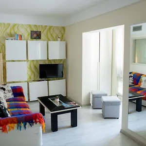 https://down-town-tirana-apartment-center.hotels-in-tirana.com